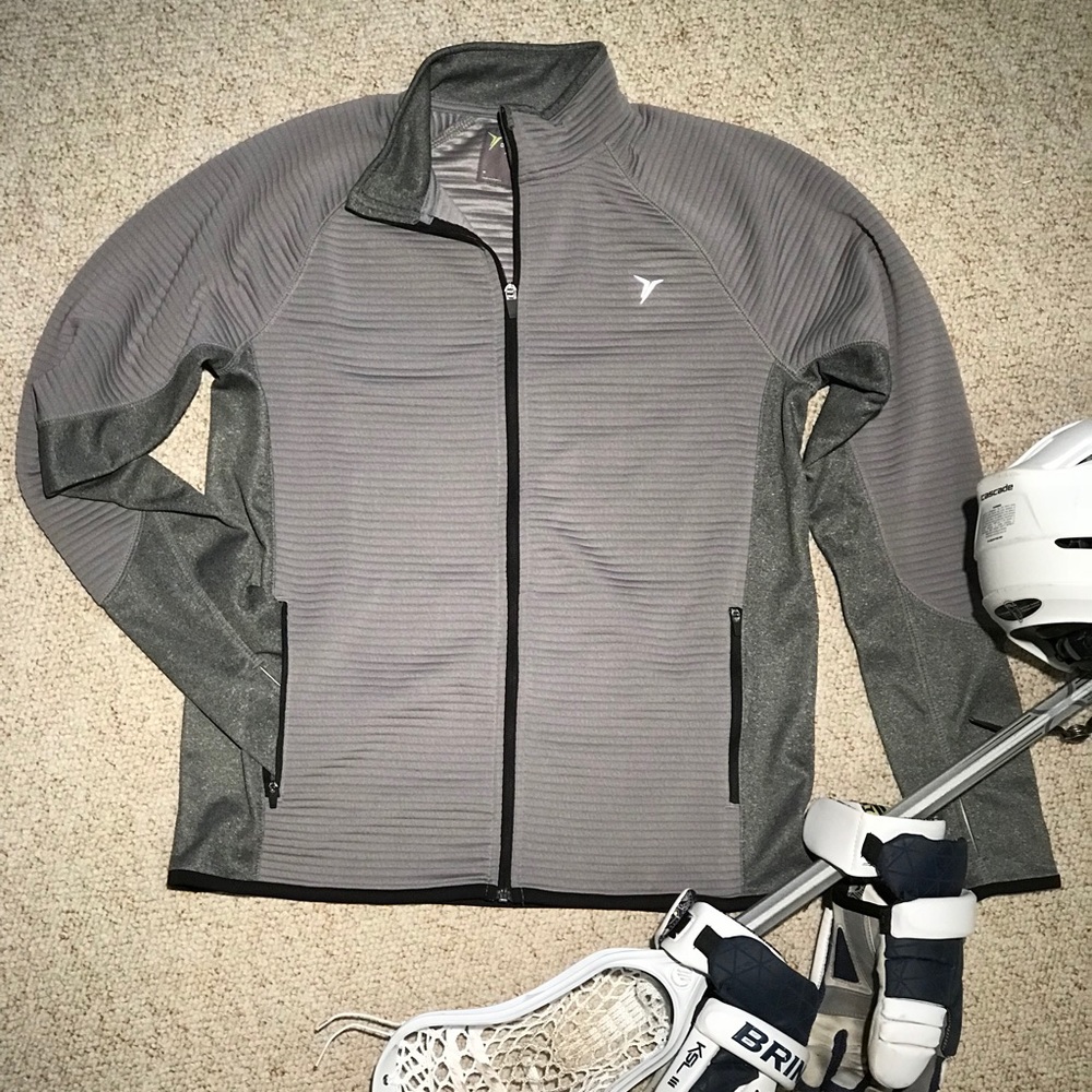 Old Navy Men’s Quilted Performance Jacket